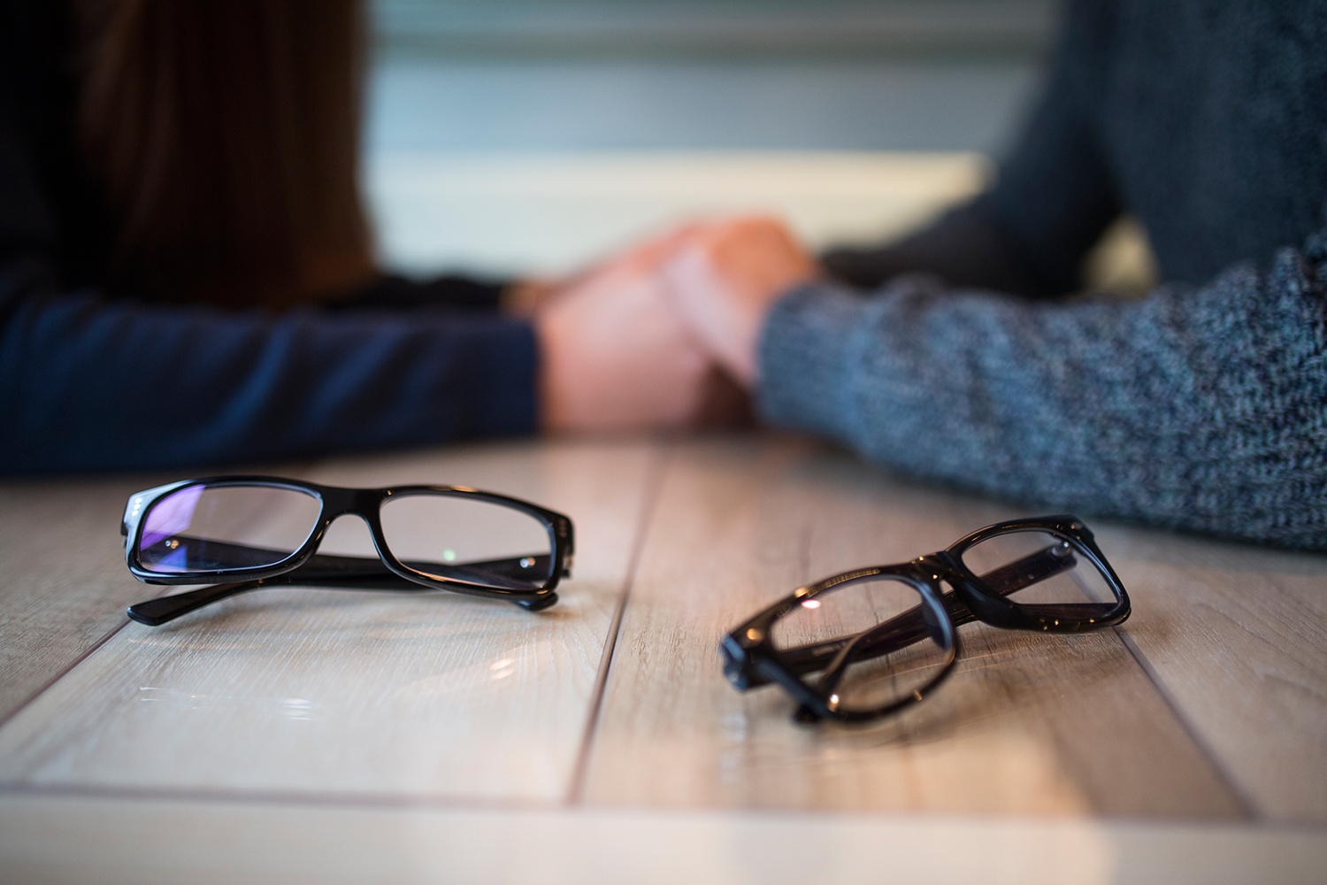 Glasses Hands